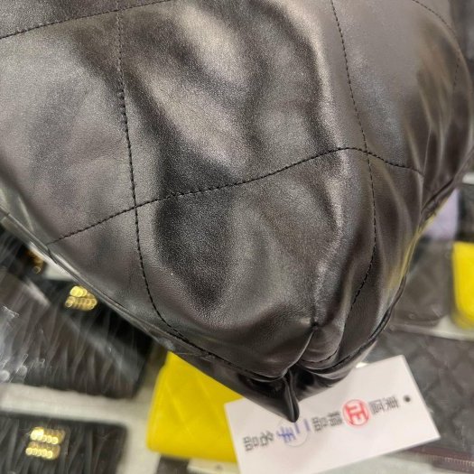 東區正精品㊣CHANEL 22 BAG AS3261 熊貓配色香奈兒黑色全皮米色字金幣金鍊肩背包購物袋包中款 RZ6426-7