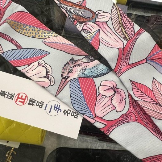 東區正精品㊣ HERMES Twilly 愛馬仕淡藍粉色花卉小鳥圖騰絲巾RZ6427-2