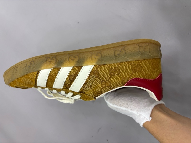 GUCCI古馳 × adidas originals GG Monogram 滿印德訓鞋 米棕 42碼-2