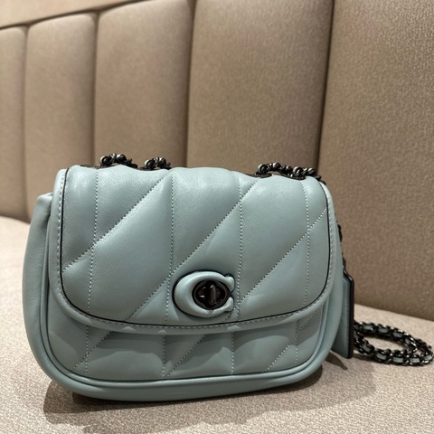 Coach 枕頭包 寶寶嫩藍 madison pillow
