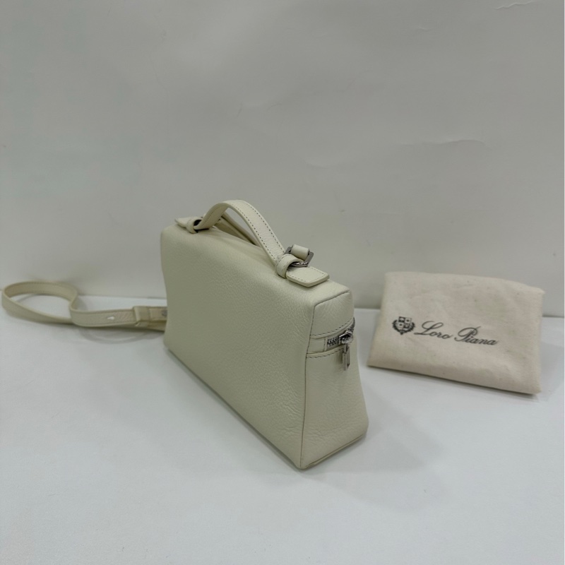 Loro Piana ExtraPocket LP白銀飯盒包 L19 拉鍊開合 粒面小牛皮 單肩手提包-2