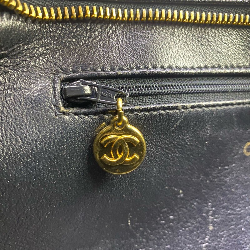 Chanel Matelasse Caviar Skin 托特包-6