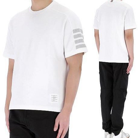 💎Han's house精品服飾💎 Thom Browne TB 4槓 短 T 日本製 現貨4原價 14600-3