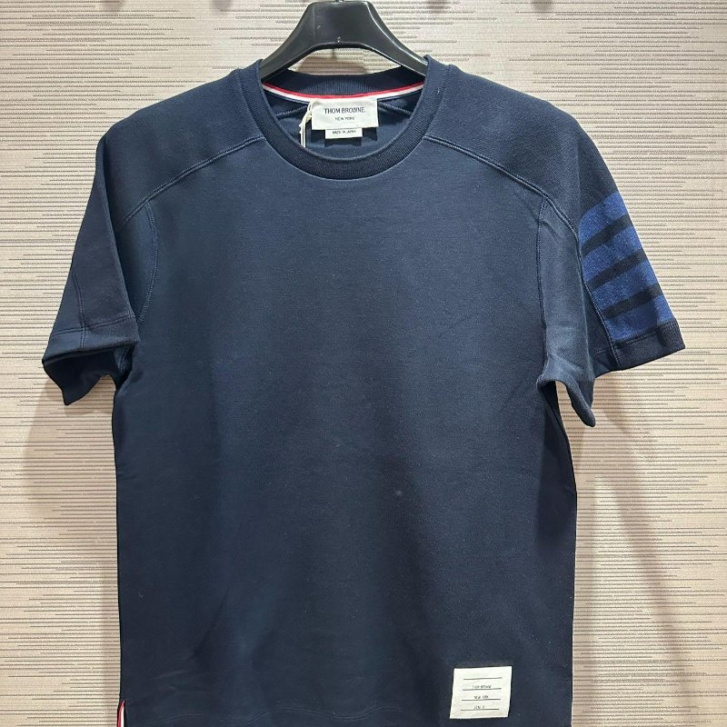 💎Han's house精品服飾💎 Thom Browne TB 4槓 短 T 日本製 原價 14600-0