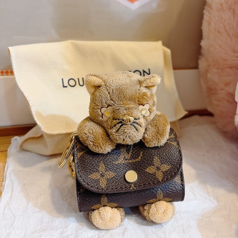 LV 日本 貓咪耳機掛件