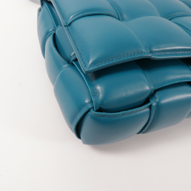 BOTTEGA VENETA 羊皮皮革Padded Cassette肩背袋-12