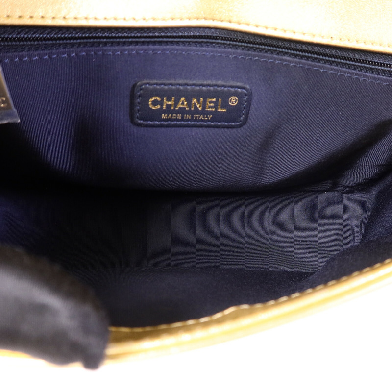 CHANEL 牛皮皮革Boy 30鏈帶肩背袋-4