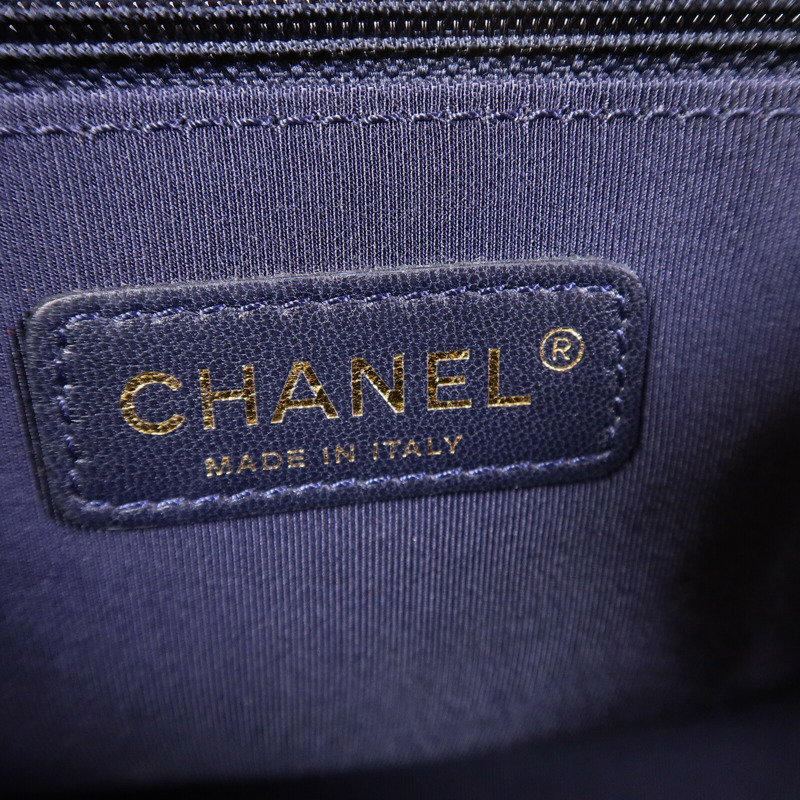 CHANEL 牛皮皮革Boy 30鏈帶肩背袋-5