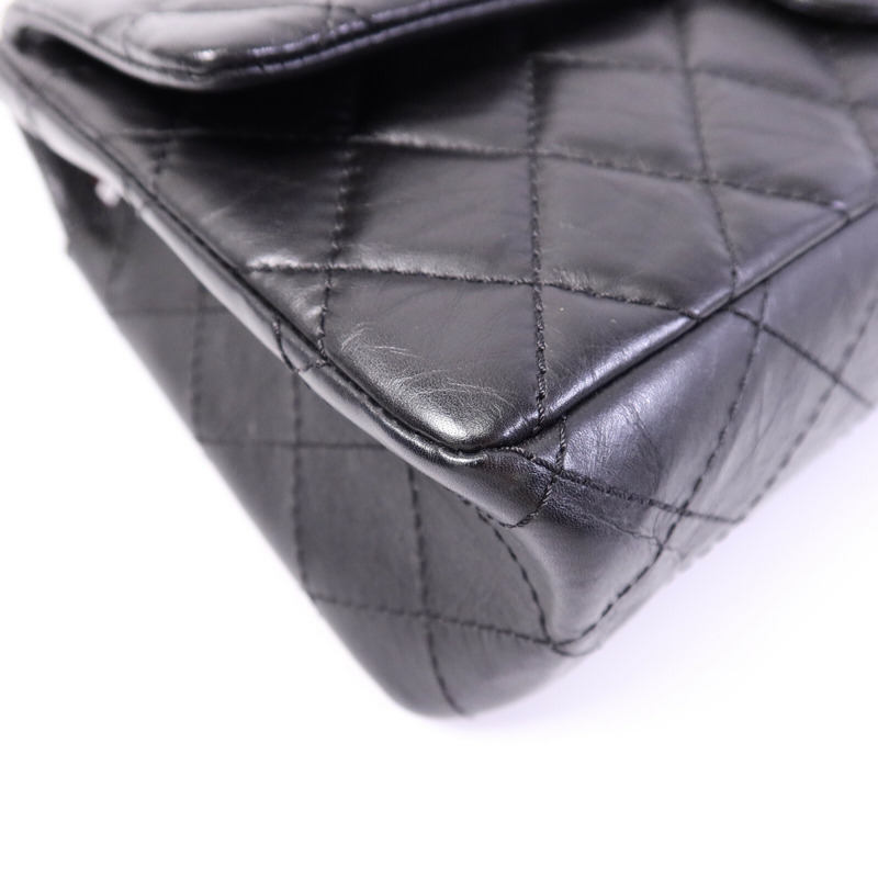 CHANEL 牛皮皮革2.55 Medium鏈帶肩背袋-11