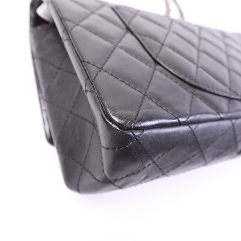 CHANEL 牛皮皮革2.55 Medium鏈帶肩背袋-13