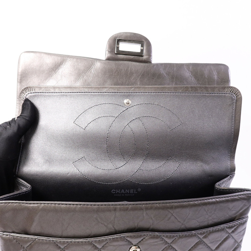CHANEL 牛皮皮革2.55 Maxi鏈帶肩背袋-15