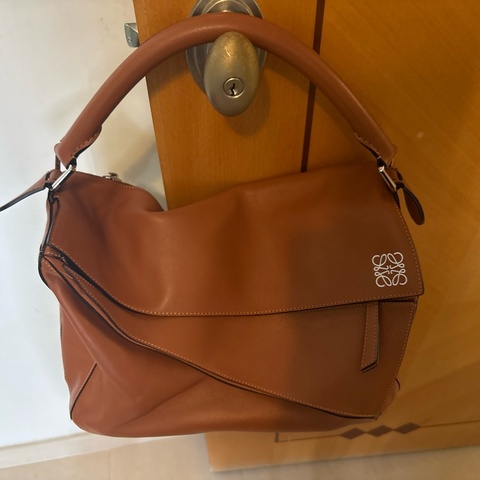 Loewe Puzzle
