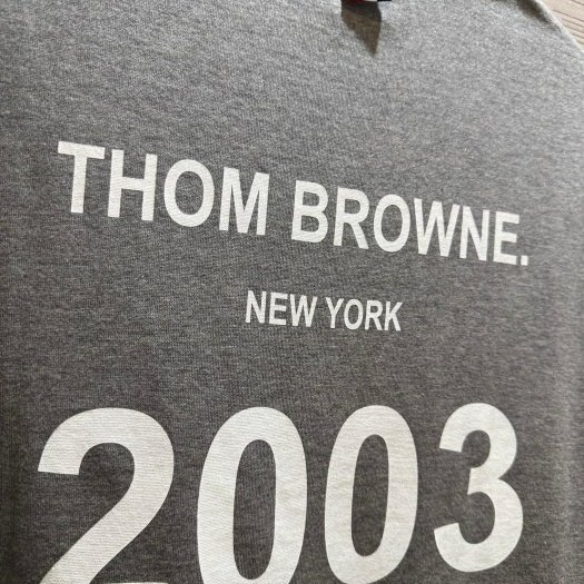 💎Han's house精品服飾💎Thom Browne TB 4槓 長T 2003創始年 限定 義大利製 男女共穿 現2/3原價 15600-1