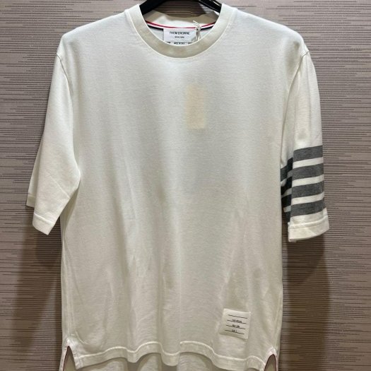 💎Han's house精品服飾💎Thom Browne TB 4槓 短T 2003創始年 限定 義大利製 男女共穿 現貨2 原價14600-1