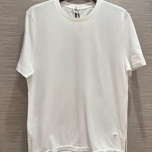 💎Han's house精品服飾💎Thom Browne 短 T 網眼布料 男女共穿 現貨 1原價14300-3