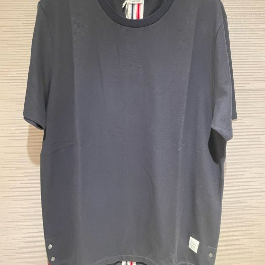 💎Han's house精品服飾💎Thom Browne 短 T 網眼布料 男女共穿 原價14300-1