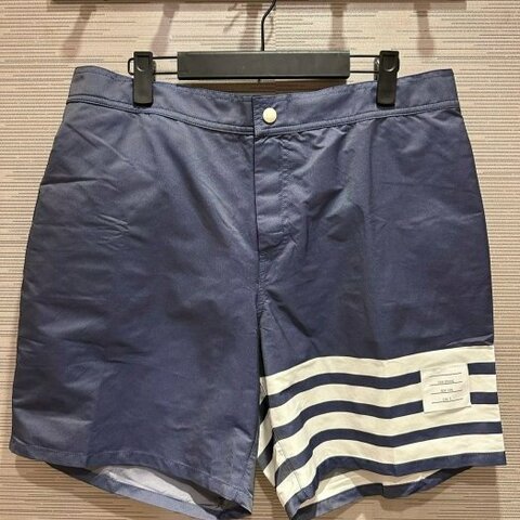 💎Han's house精品服飾💎THOM BROWNE TB 尼龍 四槓  海灘褲 短褲 現貨 5 原價19100