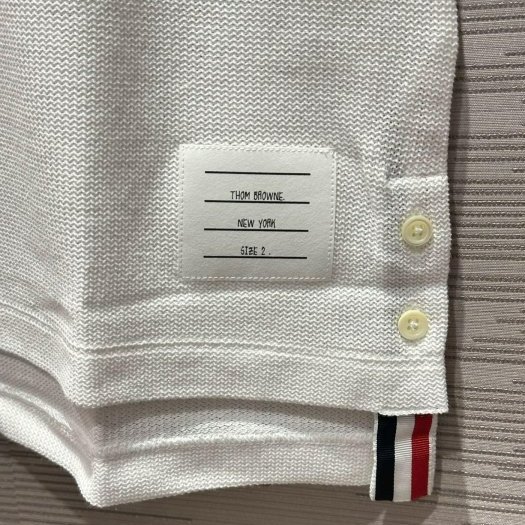💎Han's house精品服飾💎Thom Browne TB 短 T 現貨 2原價 20100-4