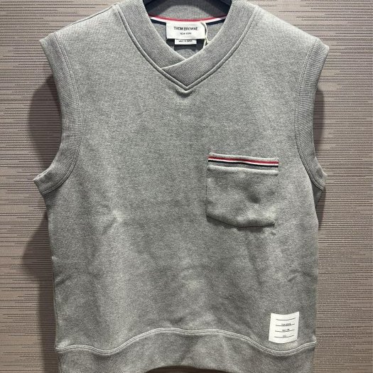 💎Han's house精品服飾💎Thom Browne TB 棉質 針織 背心 毛衣  現貨1/5-1
