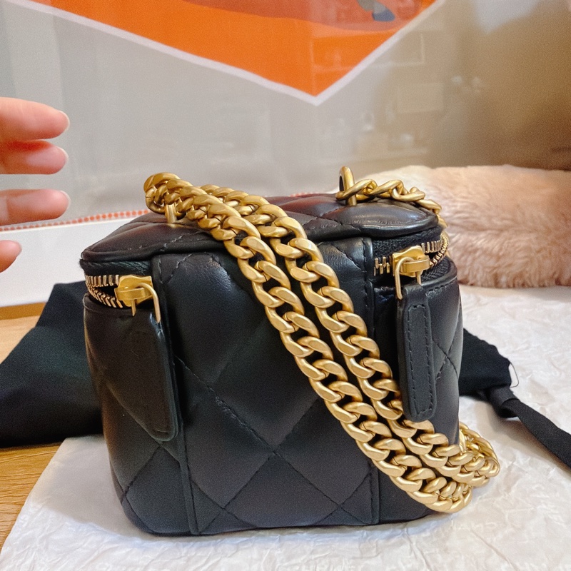 Chanel 山茶花金球 方盒子-3