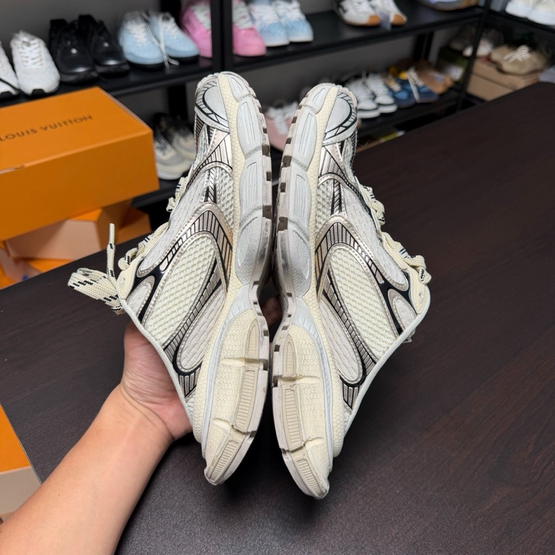 巴黎世家balenciga 3xl 半拖 做舊米色 38碼-3