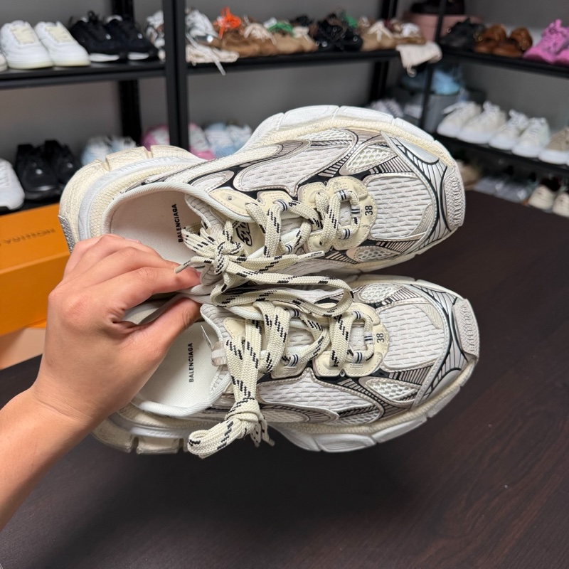 巴黎世家balenciga 3xl 半拖 做舊米色 38碼-5