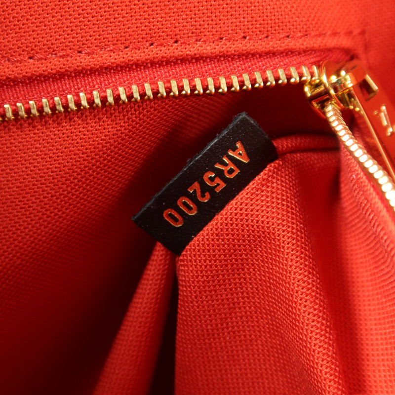 LOUIS VUITTON Monogram Giant/Monogram Reverse On The Go GM手挽肩背兩用袋-6