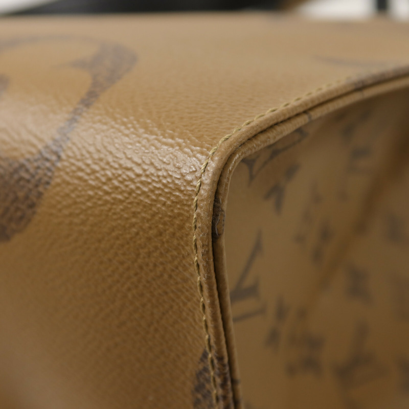 LOUIS VUITTON Monogram Giant/Monogram Reverse On The Go GM手挽肩背兩用袋-12
