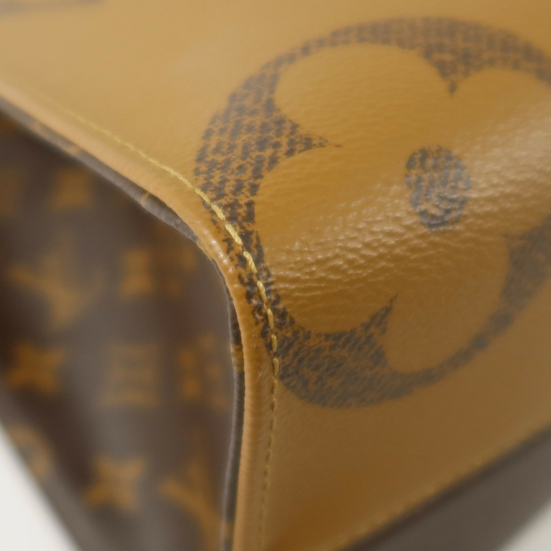 LOUIS VUITTON Monogram Reverse On The Go MM金扣手挽肩背兩用袋-10