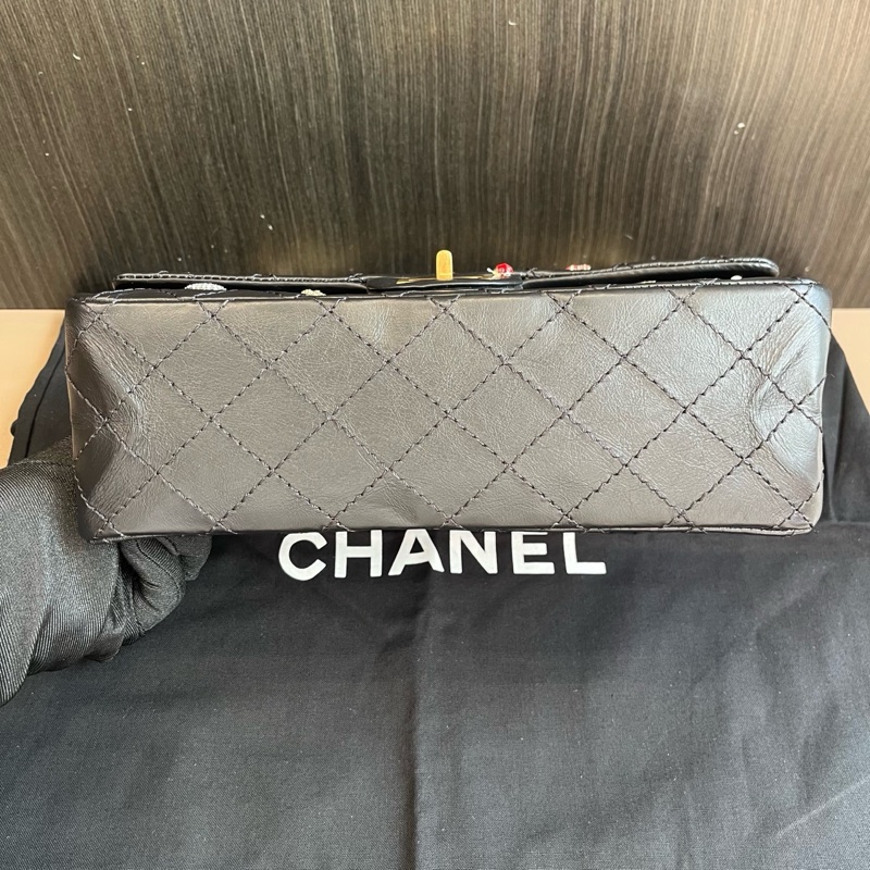 香奈兒Chanel限量版徽章款2.55黑金單肩包-4
