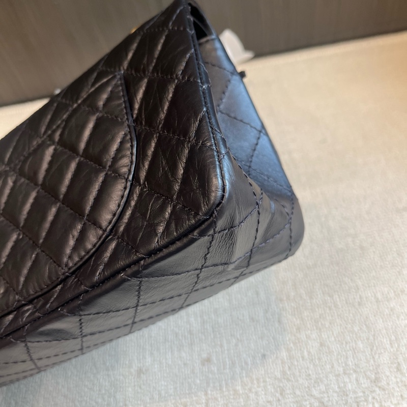 香奈兒Chanel限量版徽章款2.55黑金單肩包-8