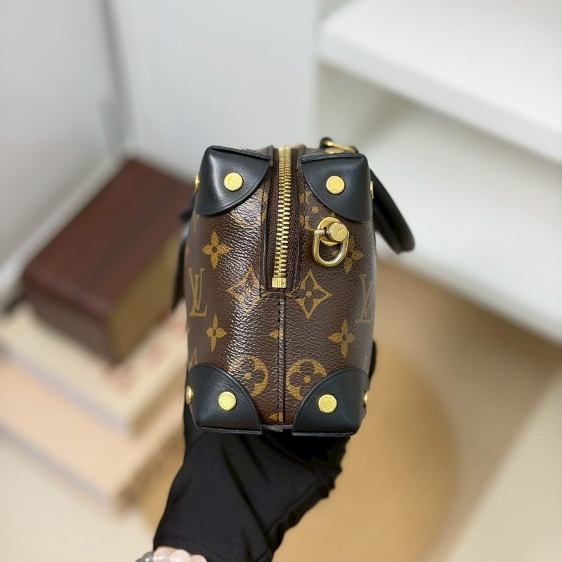 （激甜🫪🫪請把握！）🏷LV 路易威登．Petite Malle Souple 軟盒子包 M45571-3