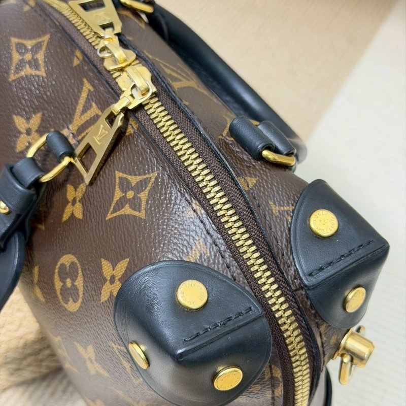 （激甜🫪🫪請把握！）🏷LV 路易威登．Petite Malle Souple 軟盒子包 M45571-28