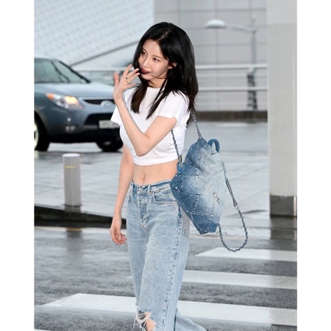 Chanel香奈兒牛仔銀扣22bag小號雙肩包  芯片