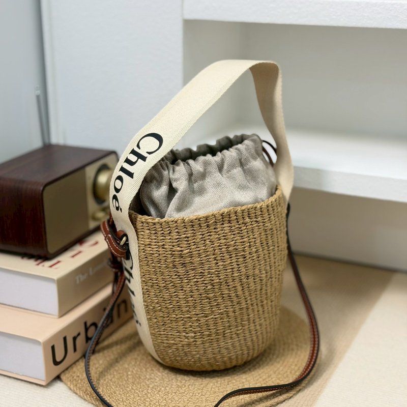 🏷Chloe 蔻依．Woody Basket 草編水桶包-1