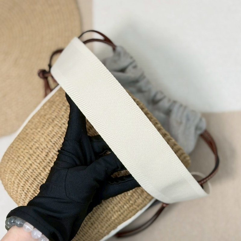 🏷Chloe 蔻依．Woody Basket 草編水桶包-16