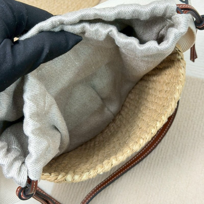 🏷Chloe 蔻依．Woody Basket 草編水桶包-19
