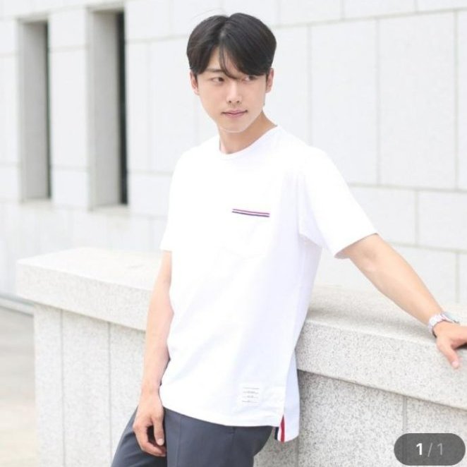 💎Han's house精品服飾💎Thom Browne TB 口袋 短 T 現貨 2原價 13300-3