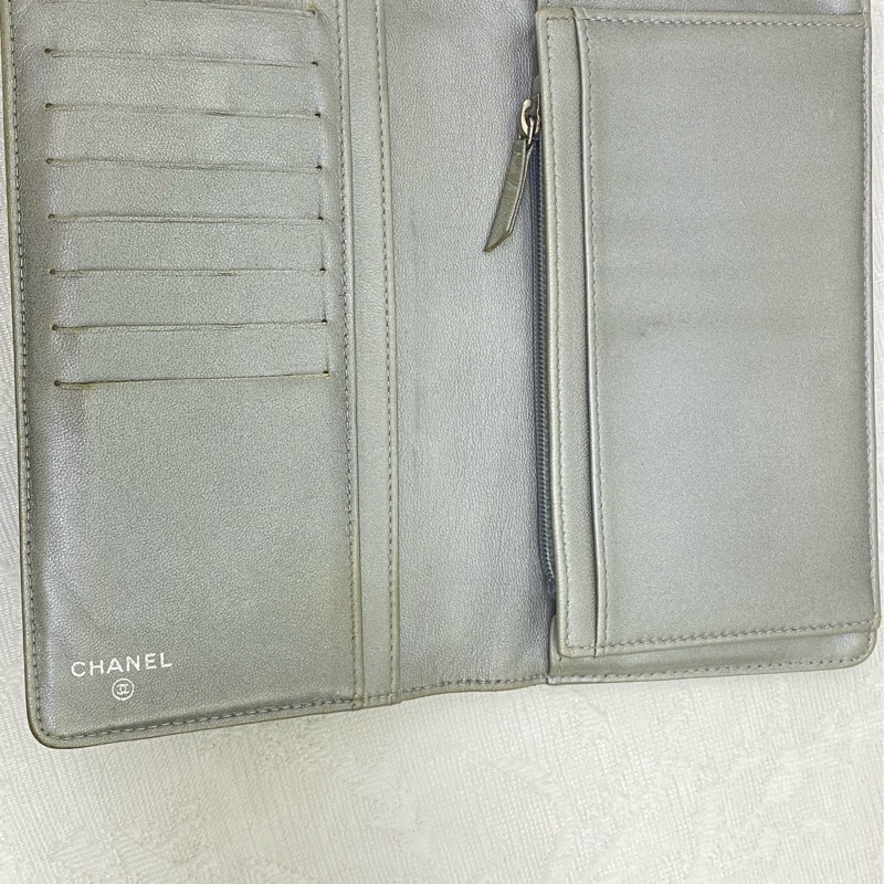 Chanel 黑色山茶花壓紋Wallet on chain-5