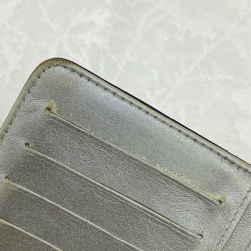Chanel 黑色山茶花壓紋Wallet on chain-6
