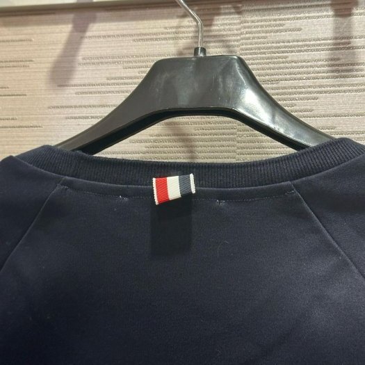 💎Han's house精品服飾💎 Thom Browne TB 彩條 短 T 日本製 男女共穿 現貨 3/4原價 19200-1