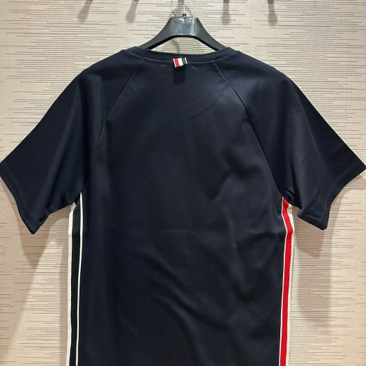 💎Han's house精品服飾💎 Thom Browne TB 彩條 短 T 日本製 男女共穿 現貨 3/4原價 19200-4