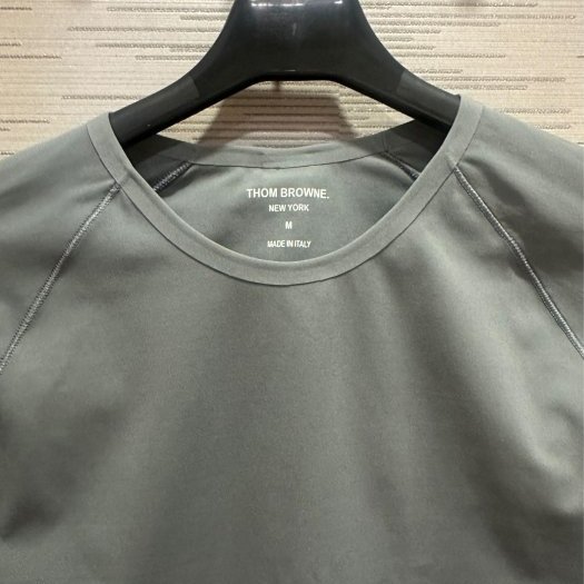 💎Han's house精品服飾💎 Thom Browne TB 機能 彈性 運動 4槓 長袖 義大利製 男女共穿 現貨M原價 15500-2
