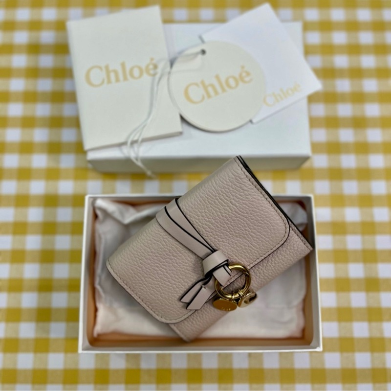 Chloe’ ALPHABET C LOGO小牛皮三折夾-0