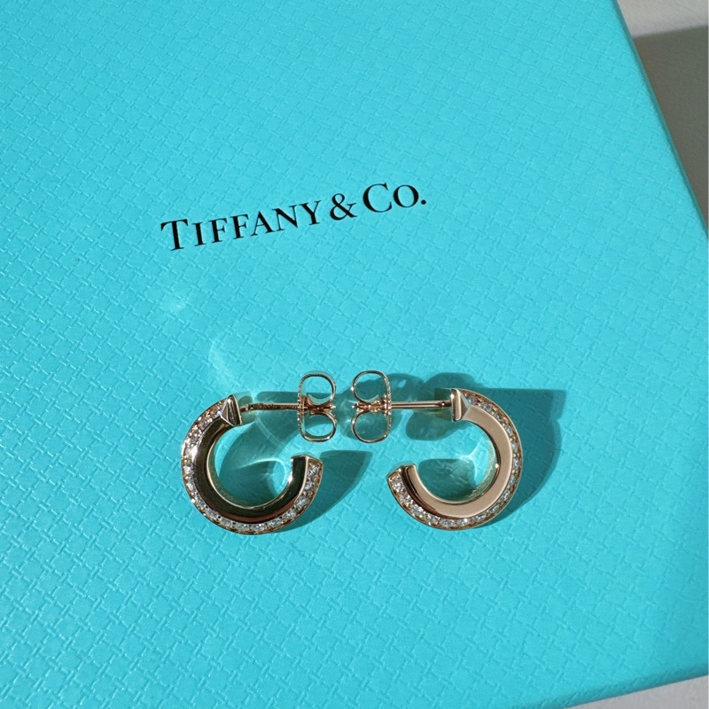 Tiffany 蒂芙尼 T系列 18K 玫瑰金鑲鑽 T1 圈形耳環-3