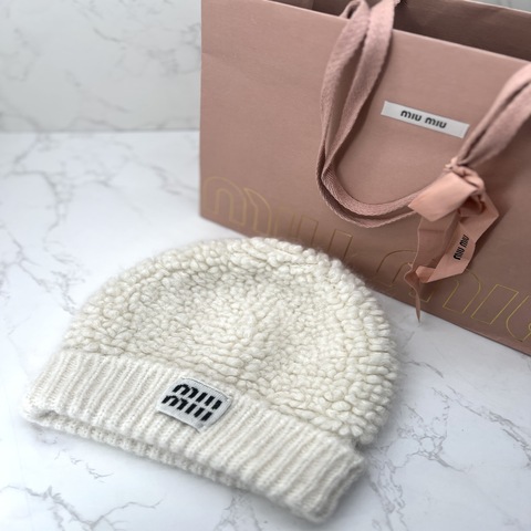 香緹國際精品 MIU MIU 針織毛帽 991
