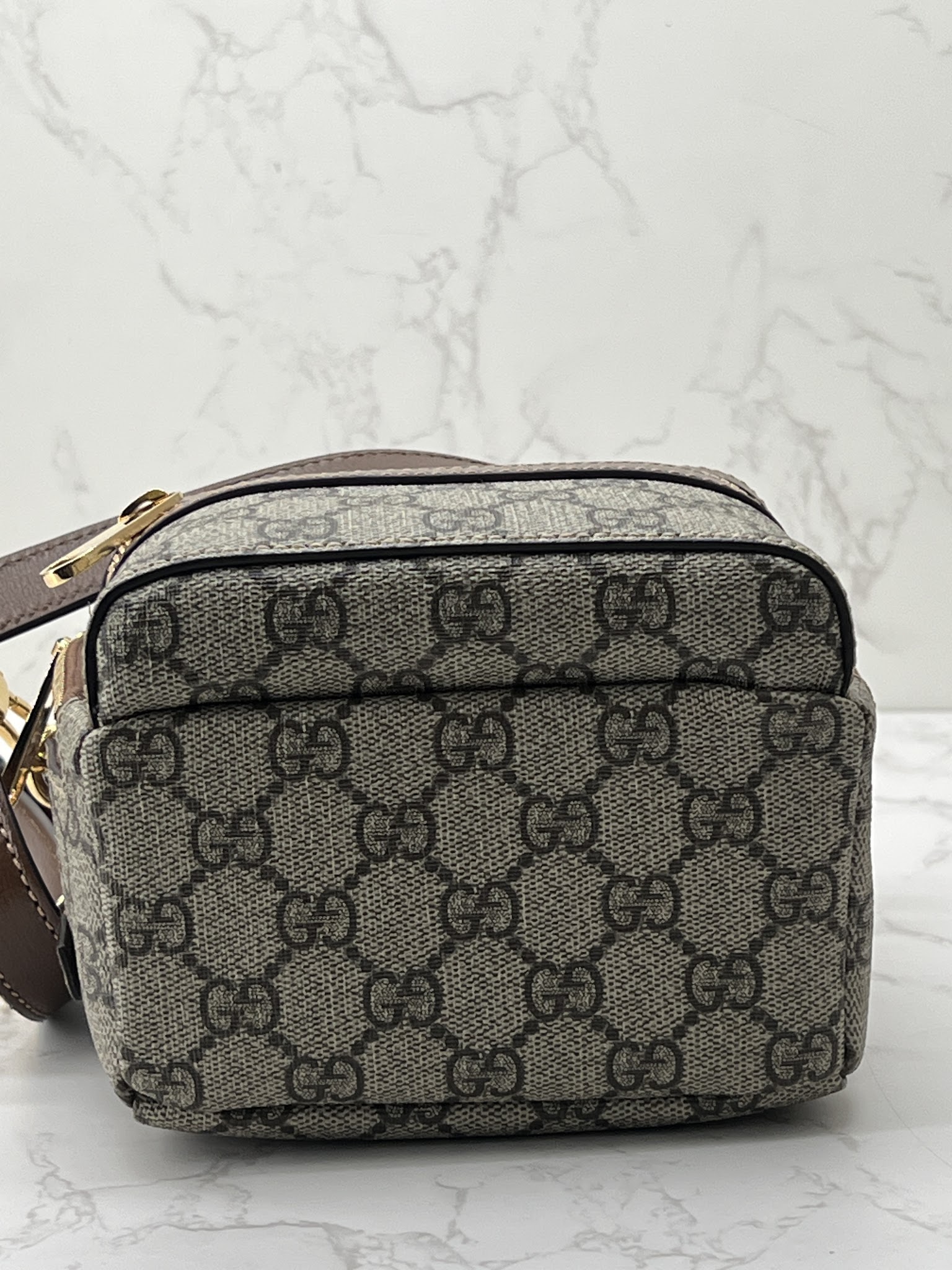 香緹國際精品 GUCCI 小書包 側背包 989-4
