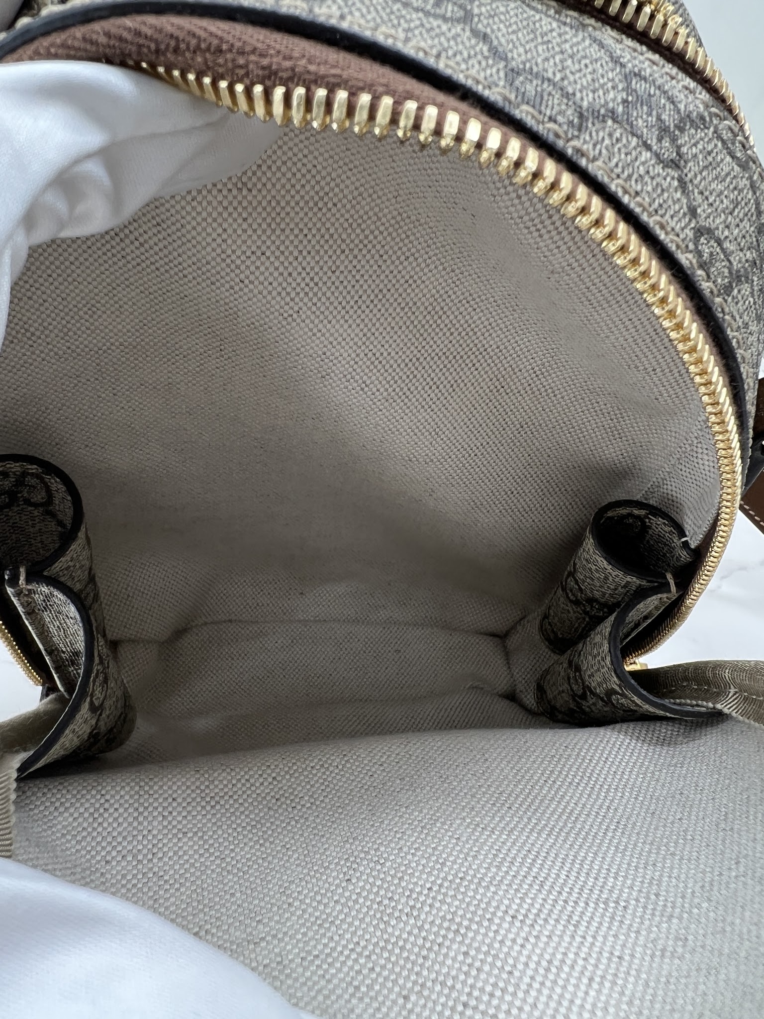 香緹國際精品 GUCCI 小書包 側背包 989-7