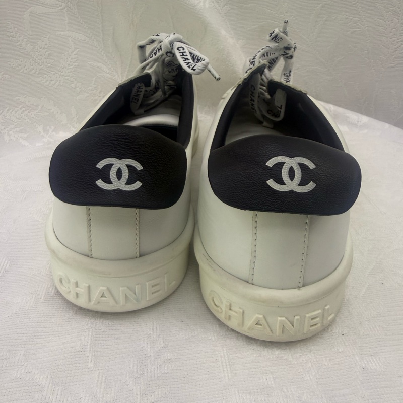 Chanel Sneakers EU 42-2