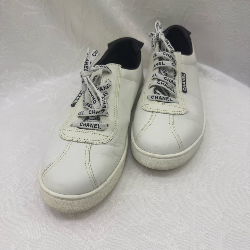 Chanel Sneakers EU 42-3